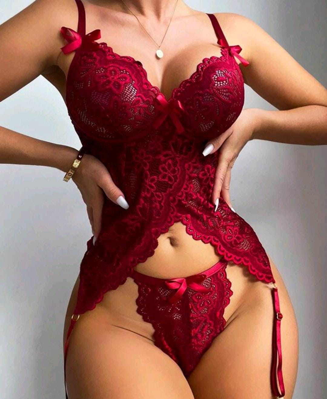 Queen of hearts lingerie red